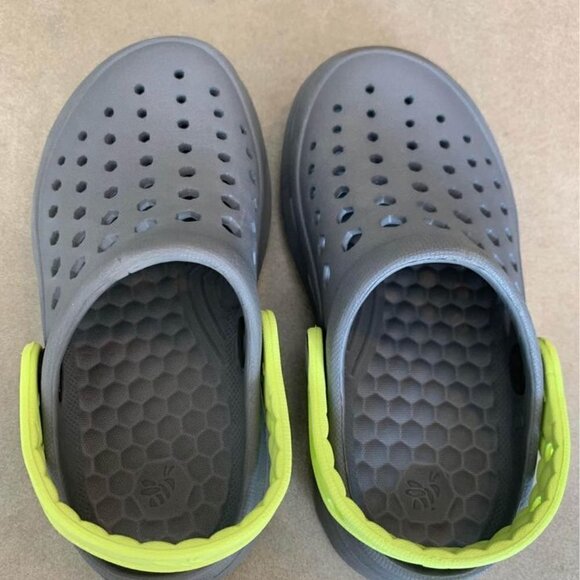 JOYBEES clogs. Little kids size 8/9. Gray & neon. New condition. - Picture 5 of 7